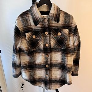 Shacket by Petit Nordique